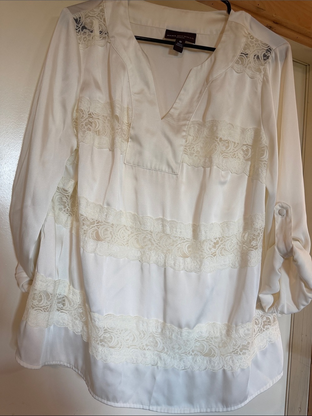 Dana Buchman Cream Blouse with Gold Logo Tag